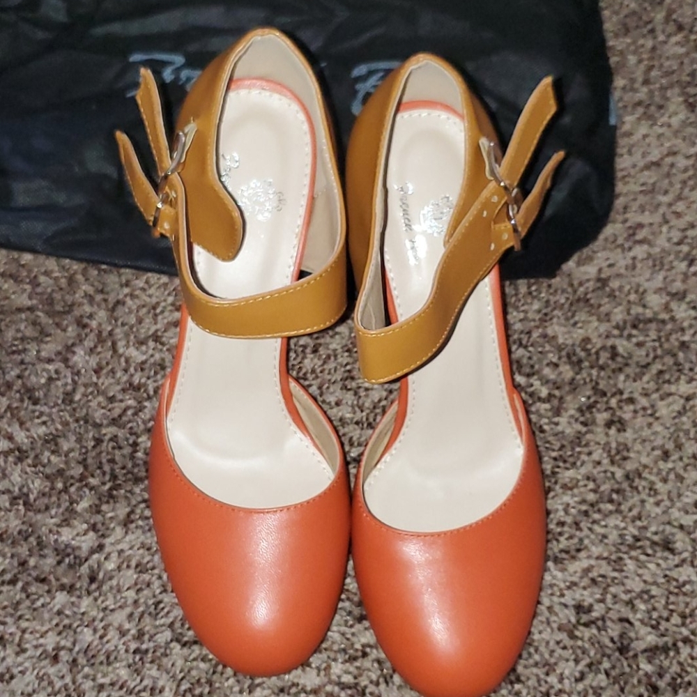 French Blu Cynthia Almond Toe Heels - Picture 2 of 7